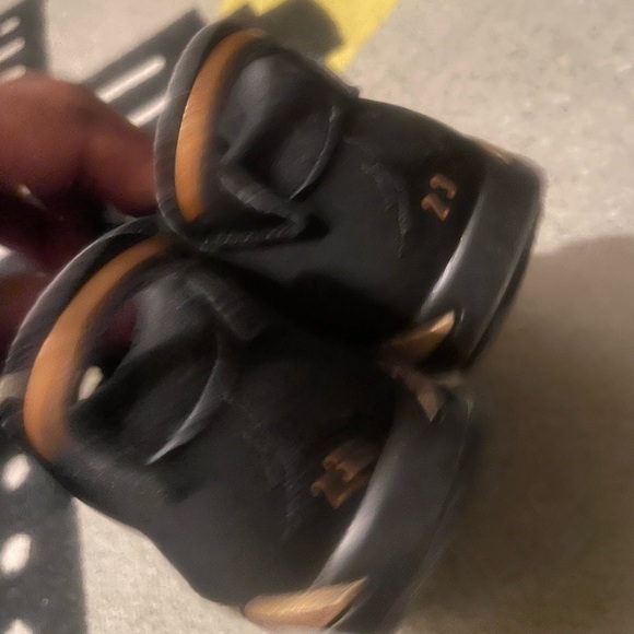 Jordan 6 “defining moment” retro - Picture 5 of 6